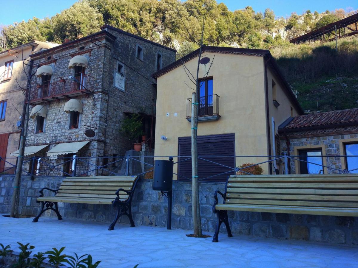 B&B La Fontana Borbone Лаурия Инфериоре Екстериор снимка
