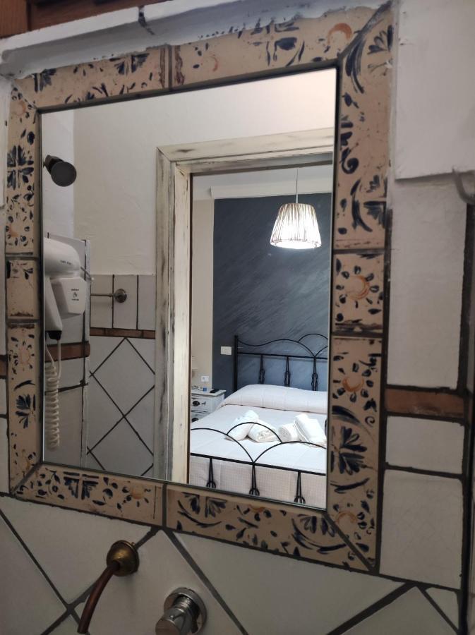 B&B La Fontana Borbone Лаурия Инфериоре Екстериор снимка
